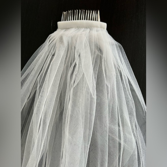 Sheer Ivory Floor Length Bridal Veil Single Layer NWOT - Picture 2 of 12